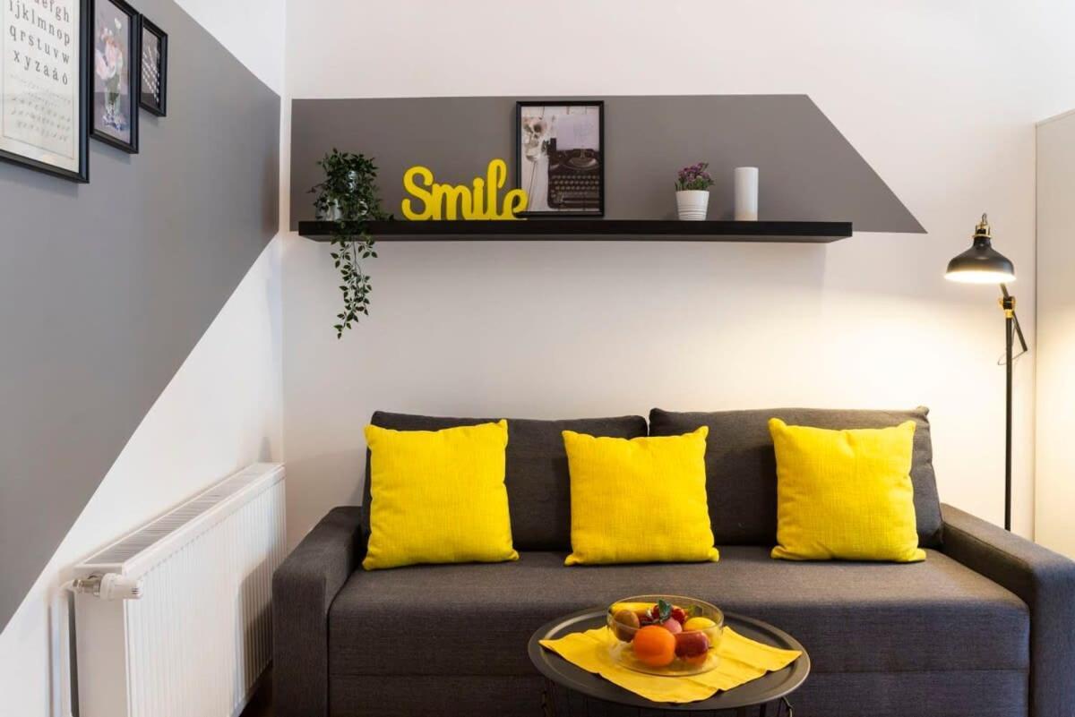 Cosy Loft Style In Wilmersdorf Berlijn
